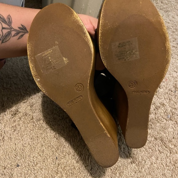 NEW STEVE MADDEN BLONDY WEDGE - Picture 4 of 6